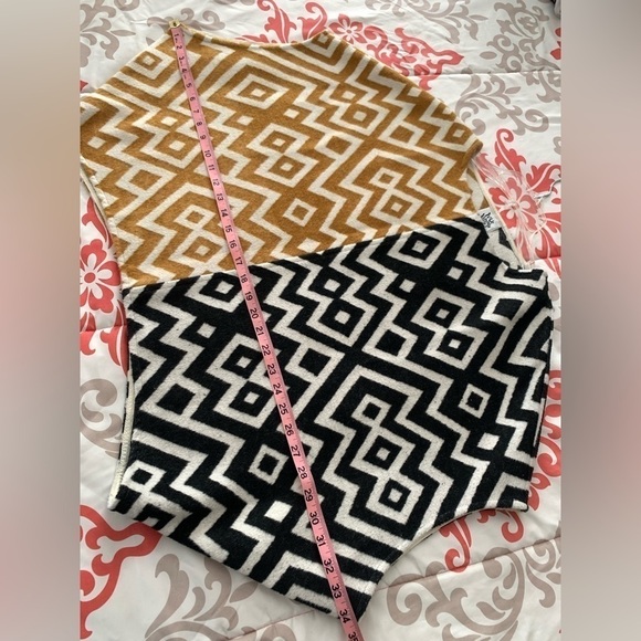 𝅺ivy Jane Sweater Poncho Pullover Style Top Mixed Geometric Print - Picture 6 of 13